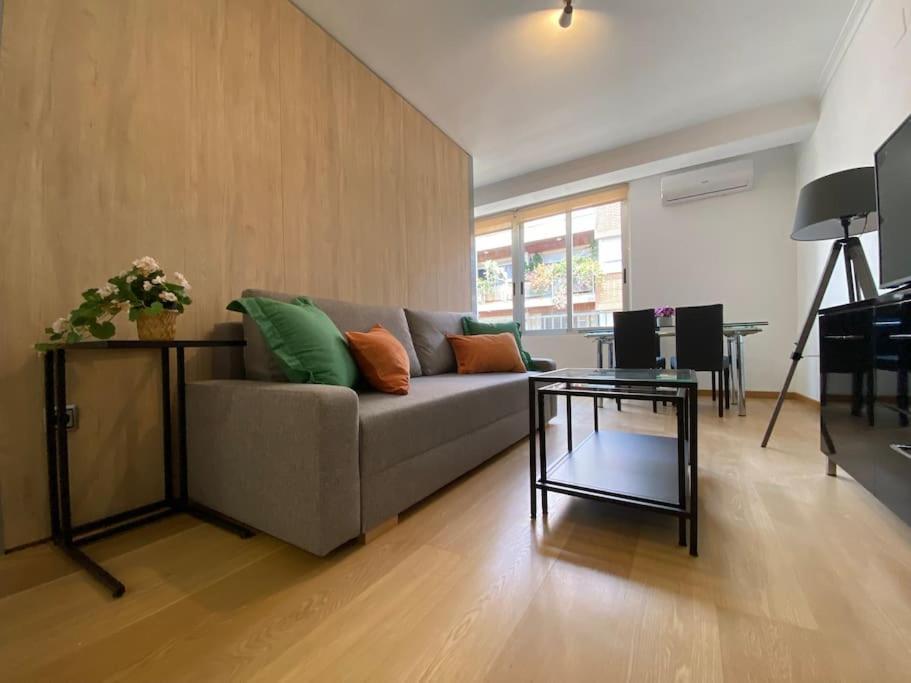 Appartamento Executive Style Near Downtwon Valenza Esterno foto