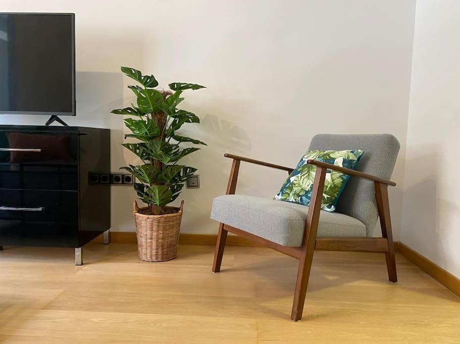 Appartamento Executive Style Near Downtwon Valenza Esterno foto